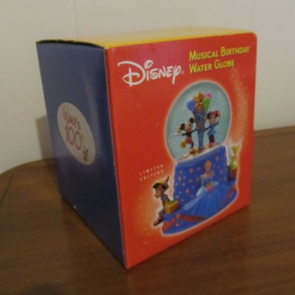 Classic Mickey Mouse Walt Disney Parks & Resorts 100 Years  Vintage Disney Limited Edition Snow Globe celebrating 100 years of Magic NWT